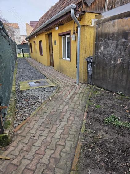 Anun? inchiriere Casa mica, ideala pentru locuin?a sau birou - 9
