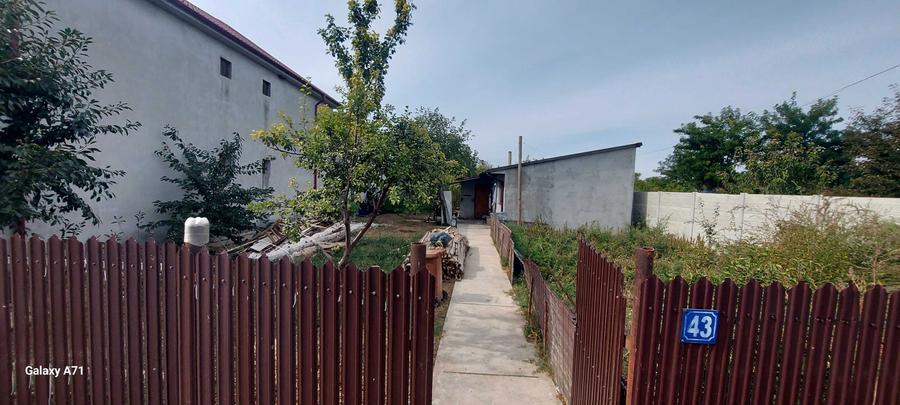 Casa la rosu neterminata de vanzare Silistraru - 3