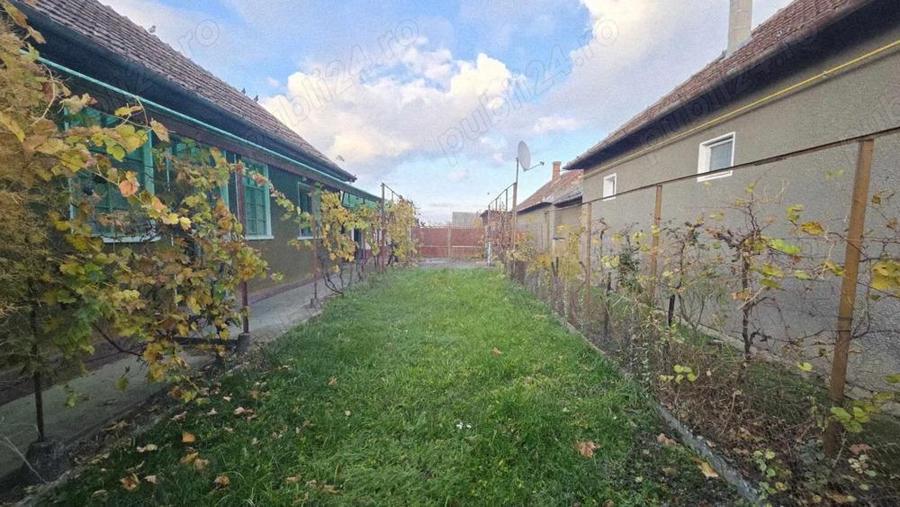 Casa de vanzare, loc. Cefa - 14