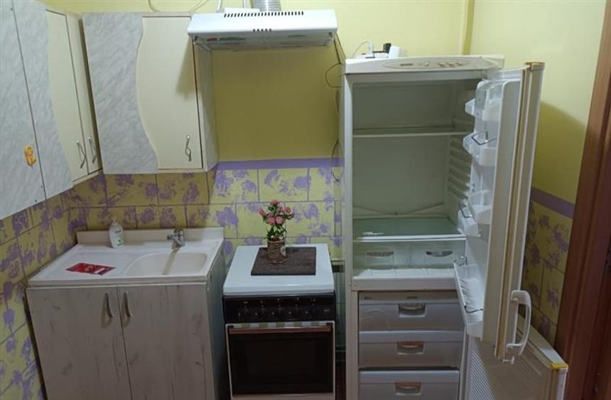 Garsoniera  la parter in zona Centru, Brasov - 3