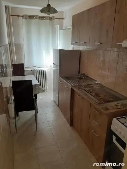 Garsoniera zona 1 Mai - 2