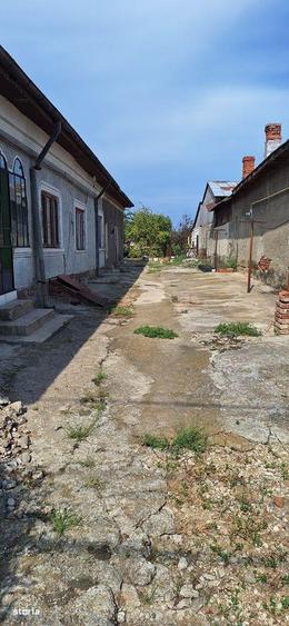 Urgent casa in Targoviste str.Sarbilor - 2