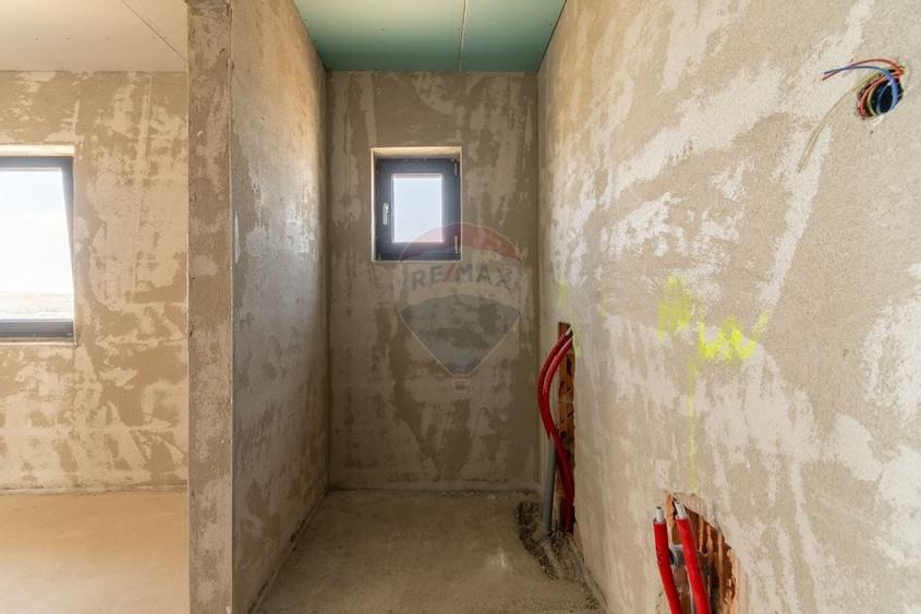 Casa cu 4 camere de vanzare, Jucu de Sus, Frasinului Nr.6 Semifinisat - 8