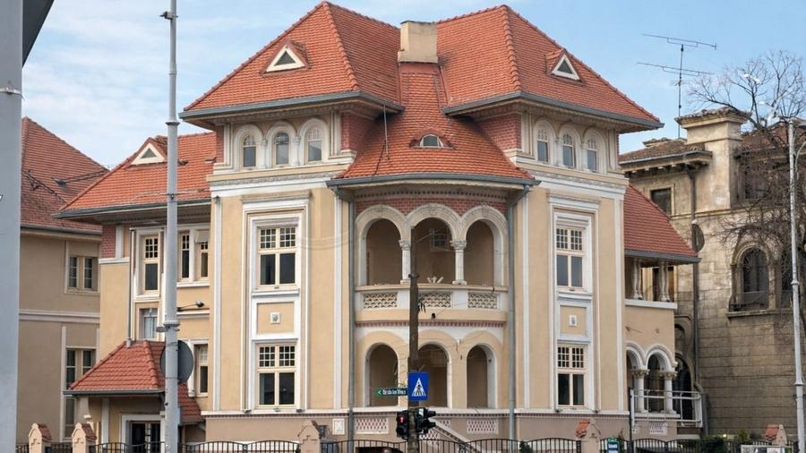 REV2005639 Vila de inchiriat Aviatorilor - 1