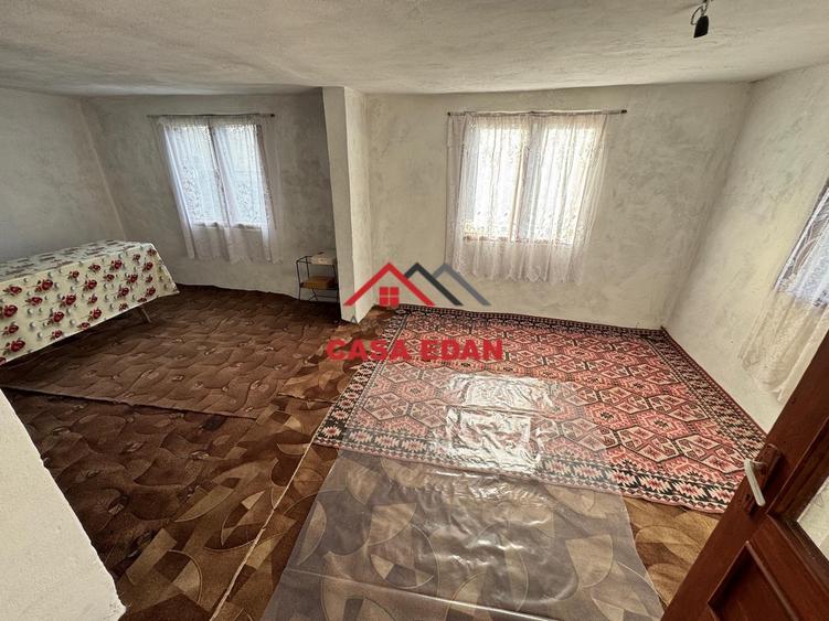 Casa in Poiana Campina--69.000e - 8