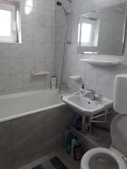 Apartament 2 camere in zona 1 Decembrie - 4