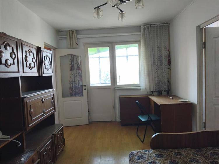 Apartament 3 Camere la Preț De Garsonieră  Zonă Liniștit - 3