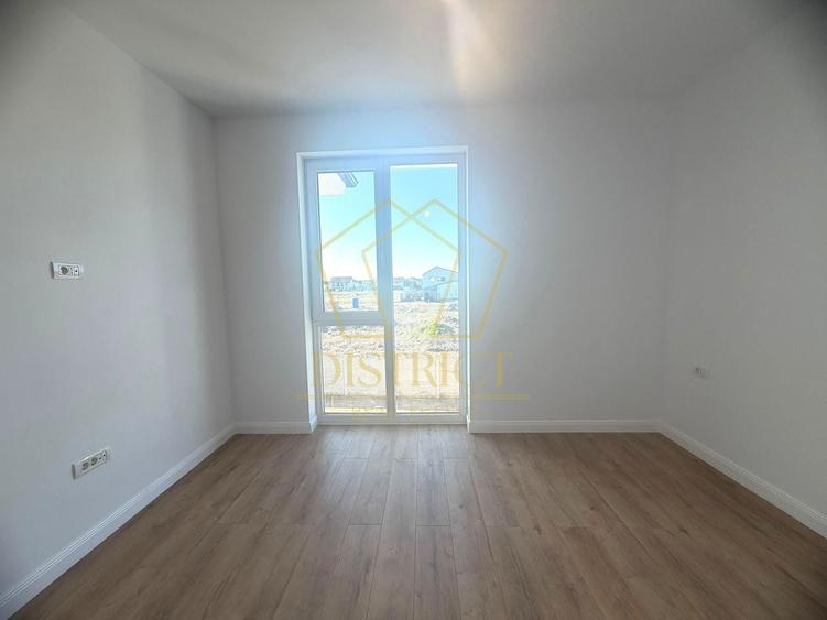 Duplex superb cu 5 camere despărțit prin camera tehnica I Mosnita Noua - 9