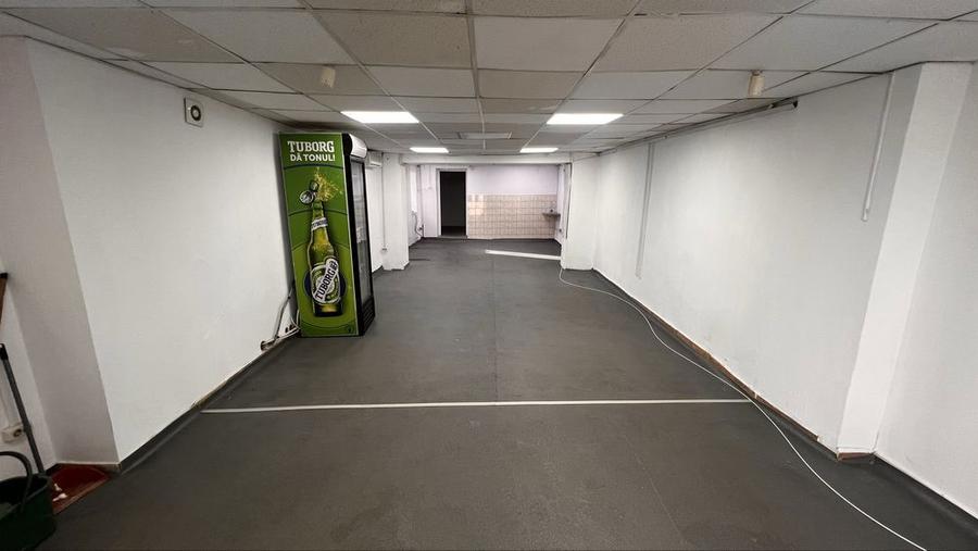 Casa de Chirpic pentru locuit sau Spatiu Comercial 95 mp utili / 131 mp construiti si curte 293 mp, com Lumina, str Mare 169 vis a vis de primarie - 4