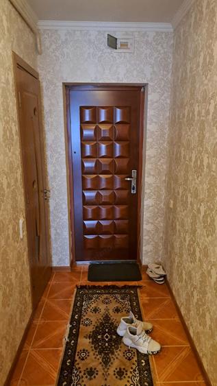Apartament de vanzare cu 2 camere in zona Giulesti - 1