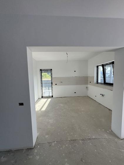 Casa de Vanzare in Hemeius, Bacau - 7