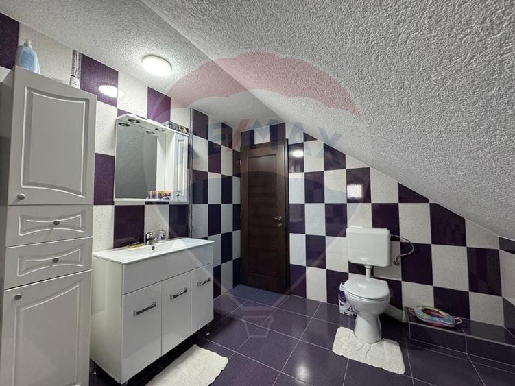 Casă / Vilă cu 4 camere de vânzare în zona Bujac-Arad - 16