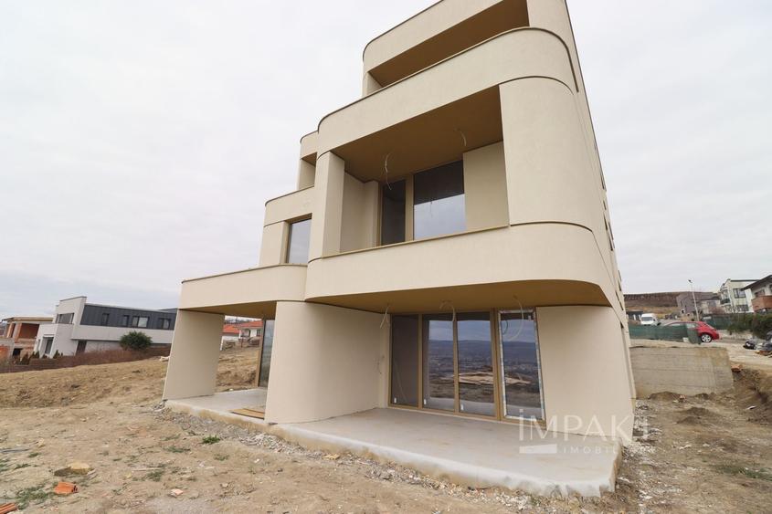 Duplex premium cu view spectaculos in zona Voronet! - 1