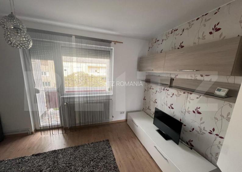 Apartament cu 2 camere,50 mp, zona semicentrala Apartament cu 2 camere,50 mp, zona semicentrala