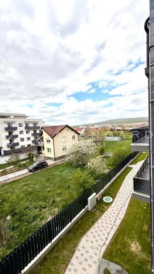 Apartament 2 camere, CF disponibil, spații verzi 1900 mp, retras de la strada - 7