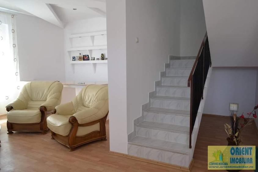 Navodari, P+1, 9 camere, vila de inchiriat - 1
