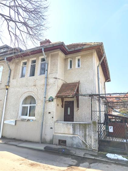 Ultracentral, casa speciala pe o strada speciala! - 1