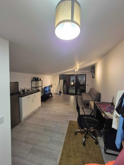 Casa curte 5 camere - stare excelenta - sector 3 - zona Mall Vitan - Proprietar - 5