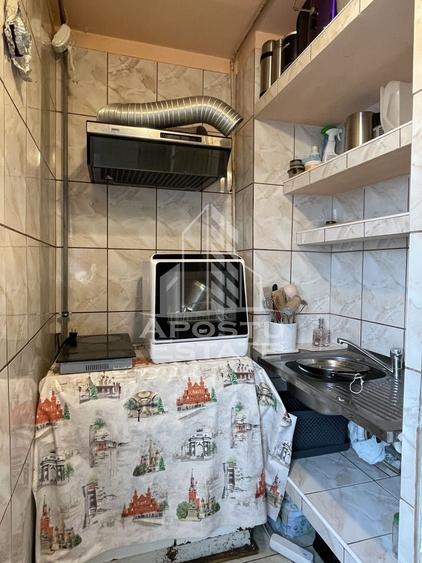 Apartament cu o camera Intrarea Peru Steaua etaj 2 - 7