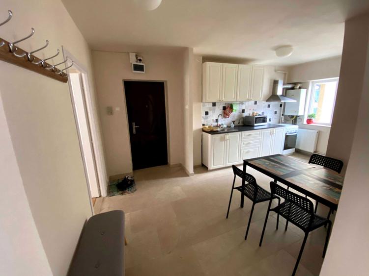 Apartament 3 camere pietonal Racadau - 1