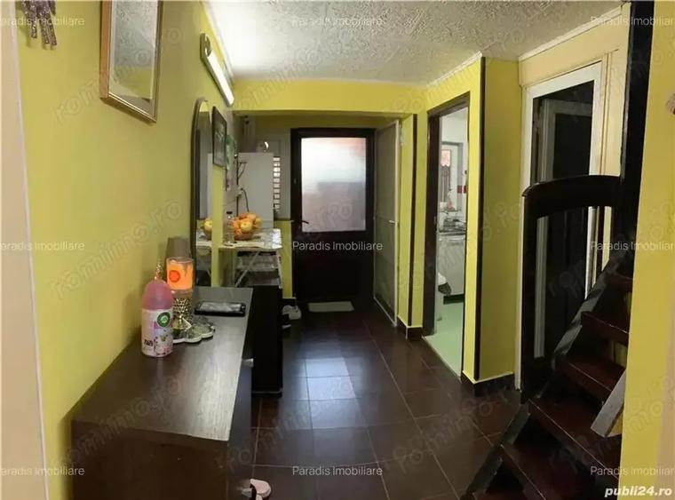 De vanzare casa 3 camere zona Damaroaia 2 bai, balcon deschis - 4
