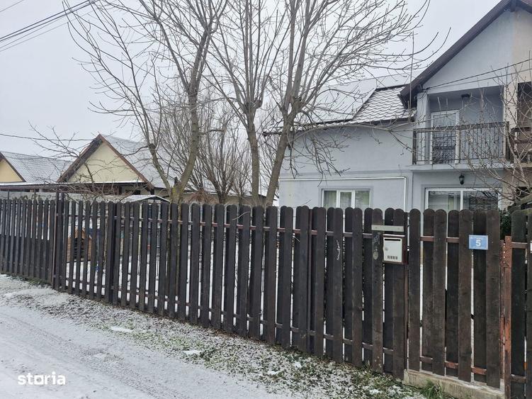 Casa cu mansarda ?i curte, 4 camere, 90.000 EUR - 20
