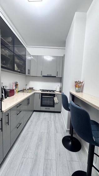 Apartament cu 2 camere decomandat în Carol Davila