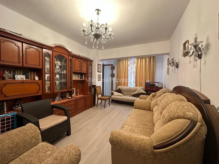 3 Camere Decomandat/ Cartierul Latin
