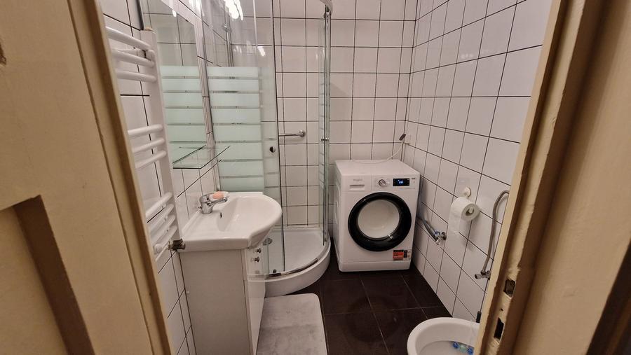 Chirie Floreasca Compozitori - 1