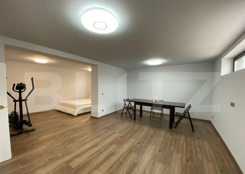 Casa de vanzare, 5 camere, 170 mp, mobilata la cheie, zona D - 15