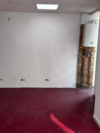 Spațiu comercial, de 44 mp, în Central