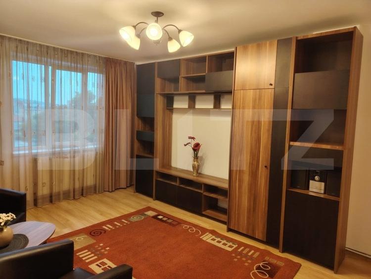 Apartament de vanzare, cu 2 camere, 60 mp, zona 1 Decembrie - 3