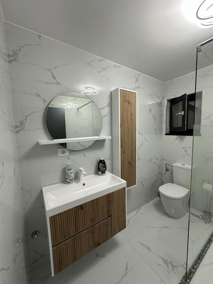 Inchiriez garsoniera et:1 - 5