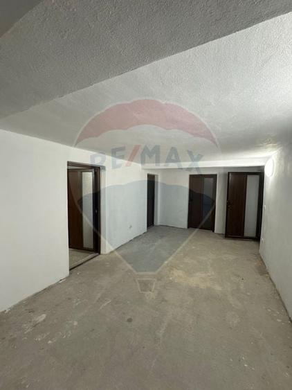 Casa stil boieresc,zona centrala, teren 450mp, comision zero - 34