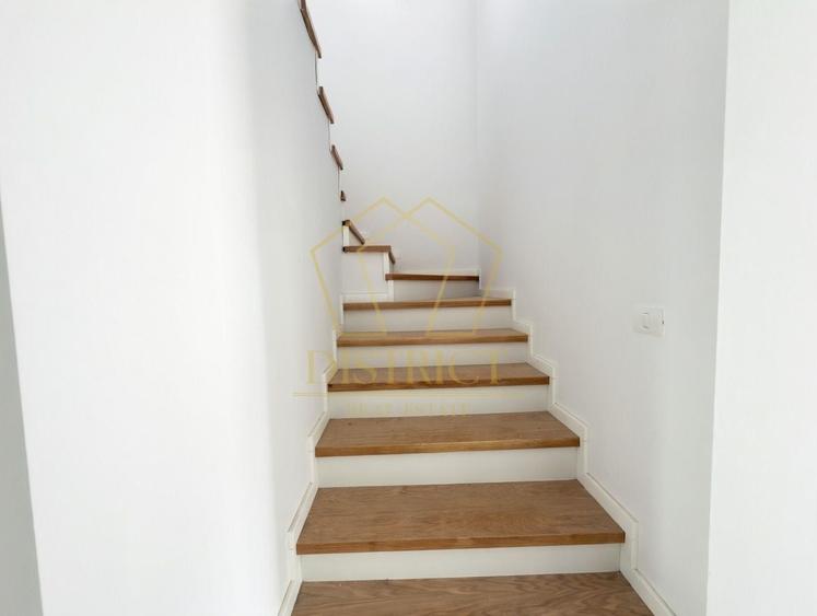 Duplex superb cu 5 camere despartit prin garaj | Dumbravita - 10