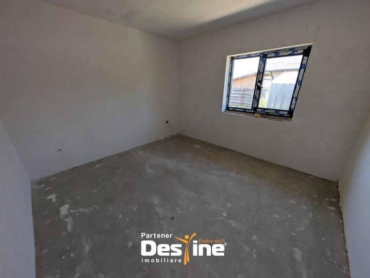 Casa plan parter 3 camere 90 mp + 500 mp teren, finisaje de calitate - 3