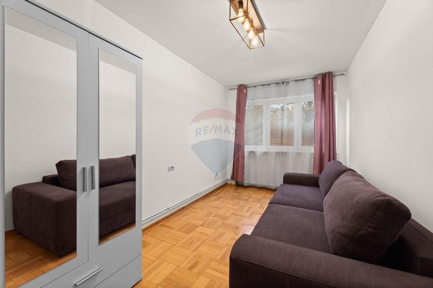 Apartament de închiriat cu 3 camere Ultracentral, parcare privată - 6