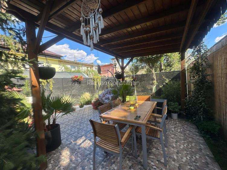 Ap cu 2 camere | Garaj dublu + Gradina + Anexe | Vidra