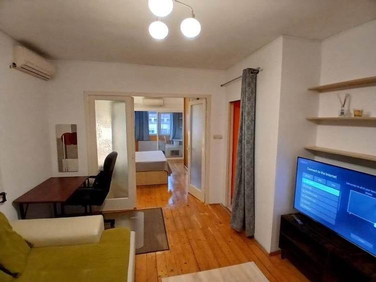 Inchiriere Apartament 2 camere Victoriei-Piata Romana - 1