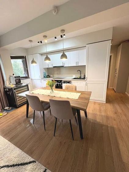 Apartament cu 3 camere *mobilat si utilat* - 300m de Hotel Bellaria