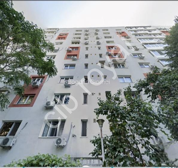 Apartament cu 2 camere semidecomandat în Titulescu Apartament cu 2 camere semidecomandat în Titulescu