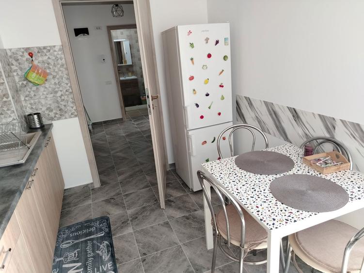 Inchiriez sector 4 apartamrnt - 4