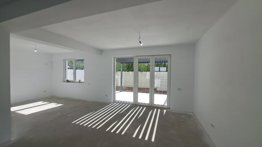 VILA LUX IN COMPLEX REZIDENTIAL - 8