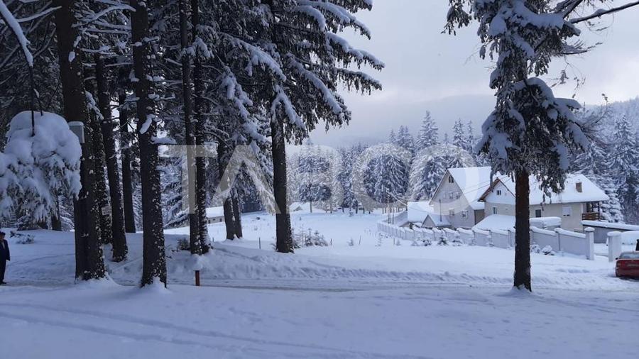 Pensiune de vanzare la cheie situata in Paltinis langa Arena Platos - 6