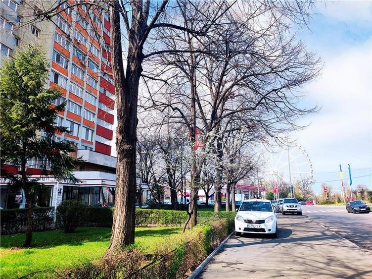 Apartament decomandat la et.2/10, vedere panoramica pe parcul TEI - 24