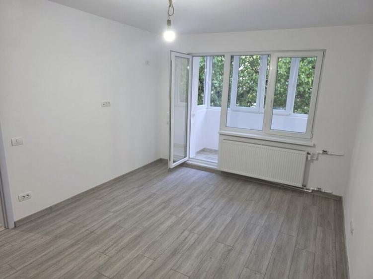 Barajul Lotru, 5 minute metrou, parc IOR, bloc mixt,renovata complet - 4