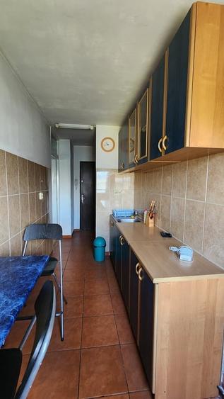 Garsonieră decomandată, mobilată în Decebal