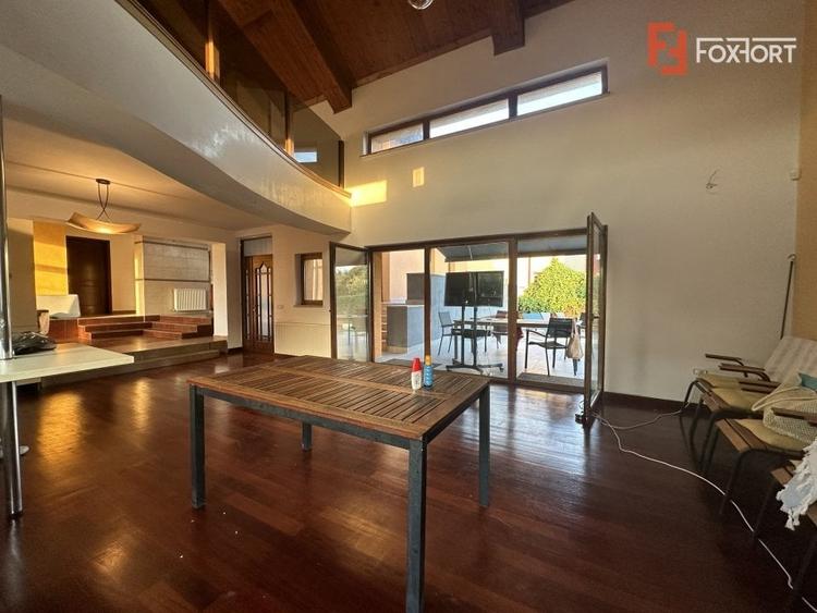 Casa individuala cu 10 camere si piscina, in Dumbravita - ID V5614 - 26