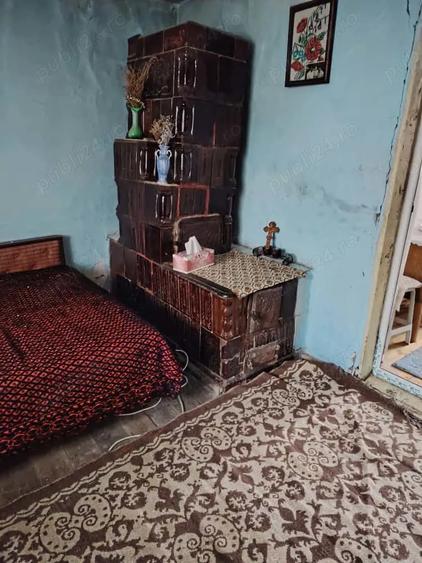 Casa batranesca din caramida - 4