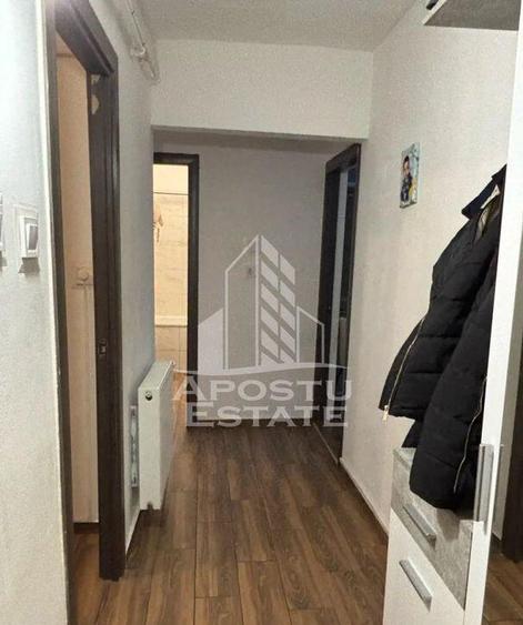 Apartament cu 2 camere, decomandat, centrala, zona Soarelui - 1